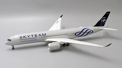 Aviòn Jcwings Escala 200, Airbus A-350 Vietnam Airlines Gris Claro Azul - Imagen 2
