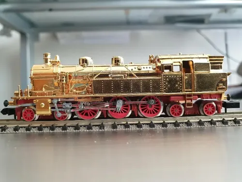 Locomotora A Vapor Arnold 2704 Escala N Exhibiciòn Sin Motor - Imagen 2