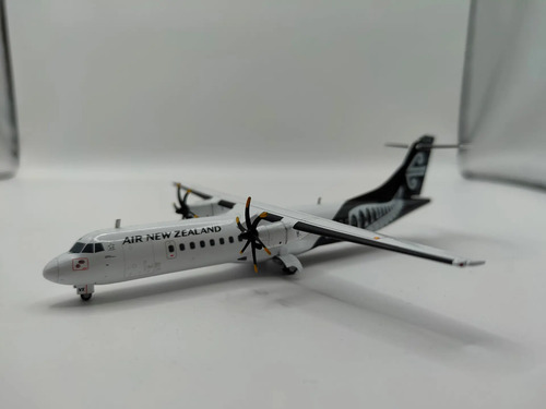 Jcwings Atr 72-600 Air New Zealand 1:200 Banco Negro - Imagen 5