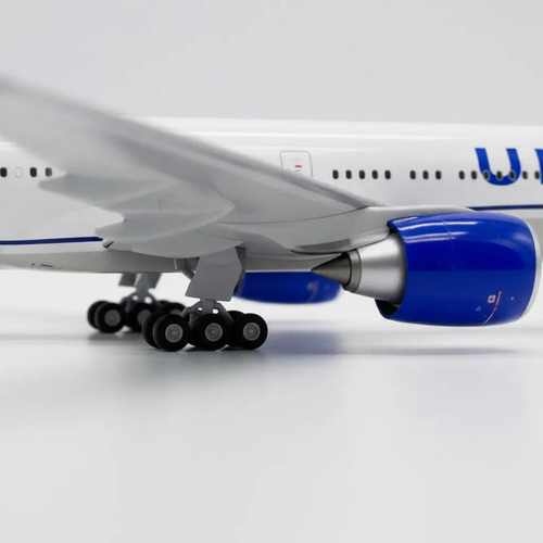 Avión Jc Wings, Esc 400, Boein 777-300er United Blanco/azul - Imagen 7
