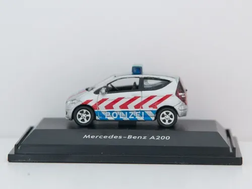 Auto En Miniatura Welly Escala H0 Mercedes Benz A200 Polizei Plateado, Rojo,azul