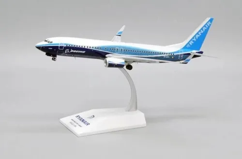 Avión Jc Wings, Escala 200, Boeing 737-800 Ryanair Blanco Celeste Azul