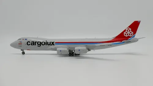 Avión Jc Wings, Esc 400, Boeing 747-8f Cargolux Blanco Rojo - Imagen 4