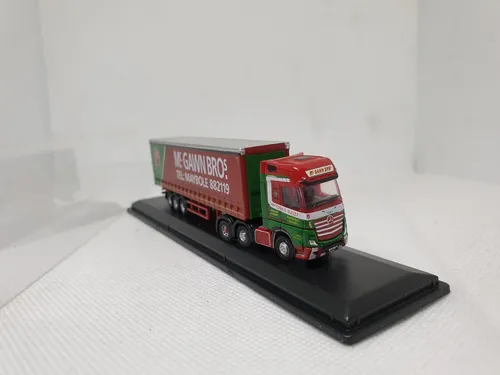 Camión Miniatura Oxford, Escala N Mercedes Benz Actros Bordó Verde - Imagen 2