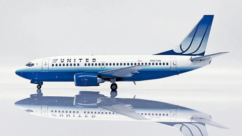 Avión Jc Wings,esc 200, Boeing 737-500 United Blanco/azul