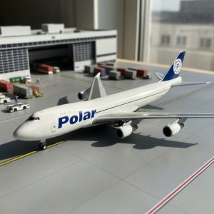 Aviòn Geminijets Escala 400 Boeing 747-400f Polar