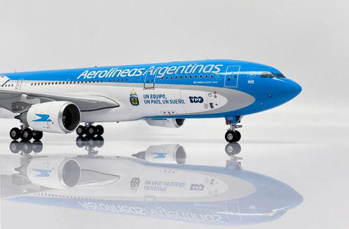 Avión Jc Wings, Esc 200, Airbus A-330 Aerol. Argentinas Blanco Celeste - Imagen 4