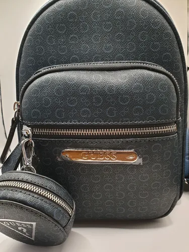 Mochila Guess Con Monedero Monograma, Solena Navy Azul Navy Logo Marca - Imagen 3