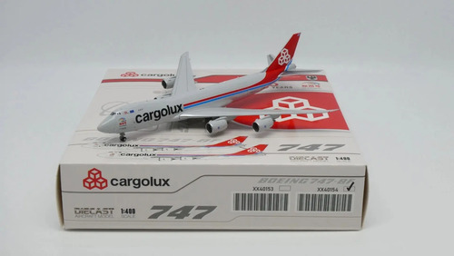 Avión Jc Wings, Esc 400, Boeing 747-8f Cargolux Blanco Rojo - Imagen 9