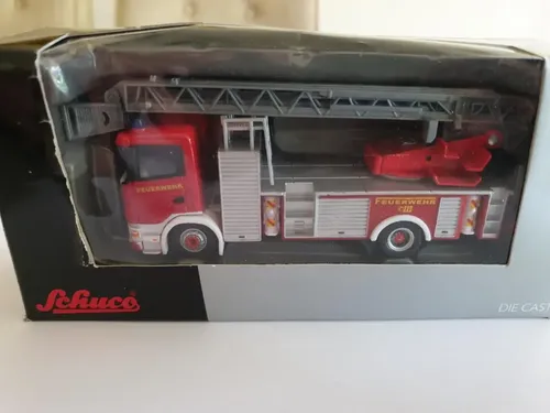 Vehículo Miniatura Schuco, H0 Carro Escala Bomberos Scania Rojo Plateado - Imagen 2