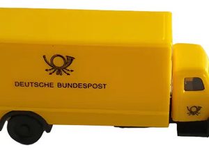 Camión Miniatura Wiking Escala N 0949 02 Koffer-lkw Amarillo