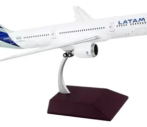 Avion Gemini, Escala 200 Boeing 787-9 Latam