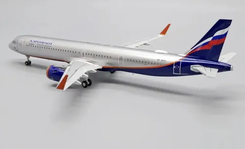 Avión Jc Wings, Escala 200 Airbus A321neo Aeroflot Plateado Azul Rojo - Imagen 5