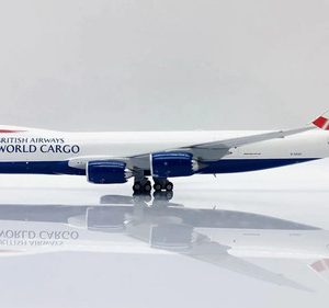 Avión Jc Wings, 400 Boeing 747-8f Bristish Airways World Car Blanco, Azul, Rojo
