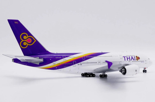 Avión Jc Wings, Esc 400, Airbus A380-800 Thai Blanco Morado - Imagen 3