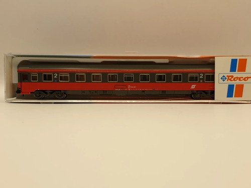 Vagón Pasajeros Roco 24342, Escala N